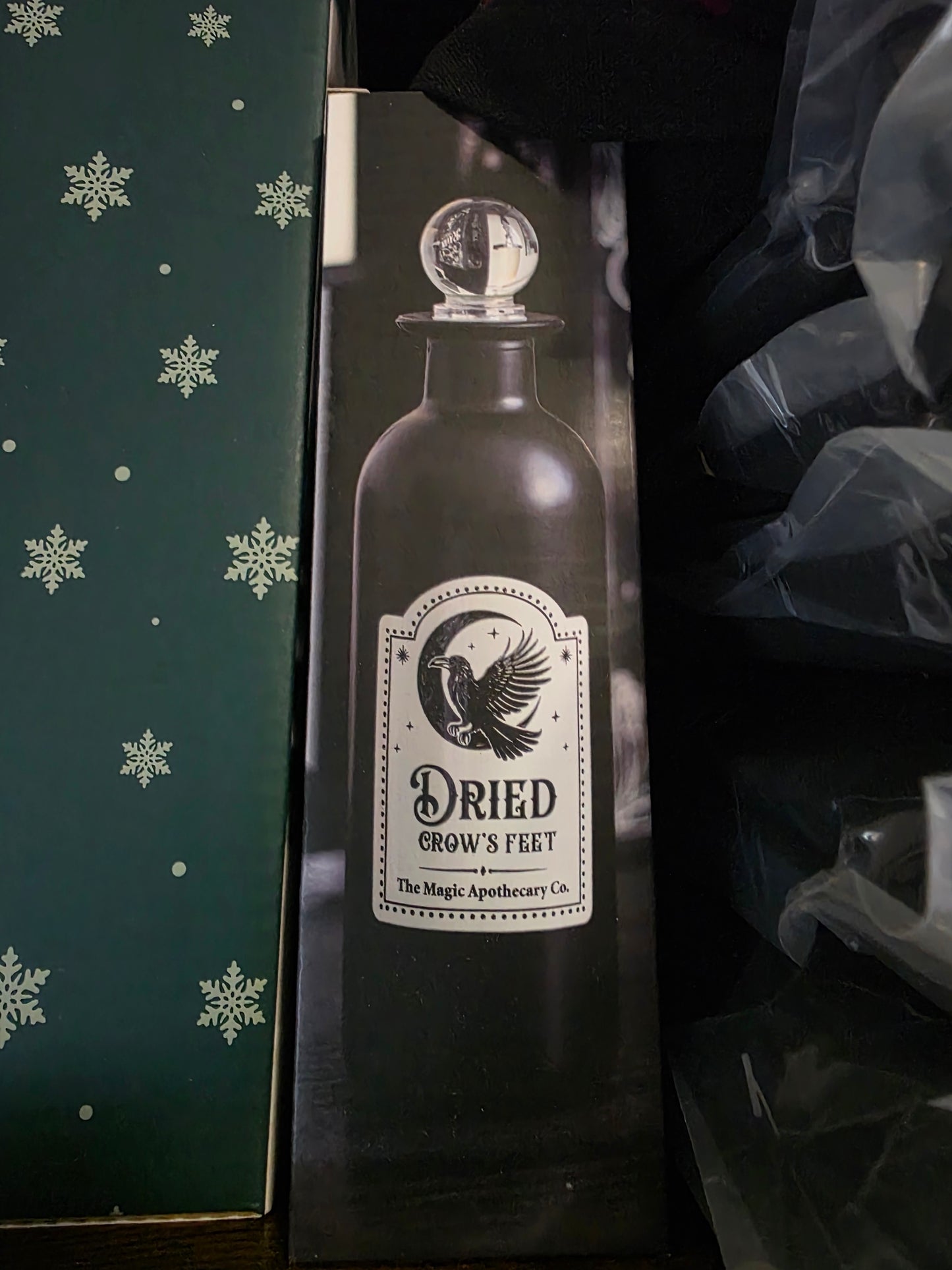 Dried Crow's Feet Decorative Bottle